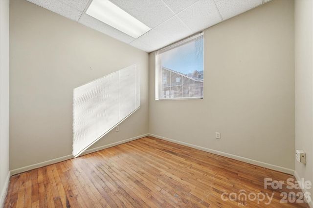 729 1st Avenue SW, Hickory, NC 28602