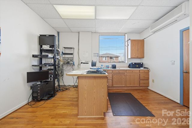 729 1st Avenue SW, Hickory, NC 28602