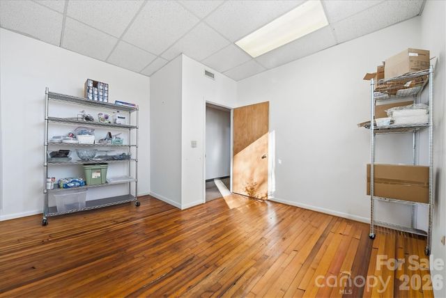 729 1st Avenue SW, Hickory, NC 28602