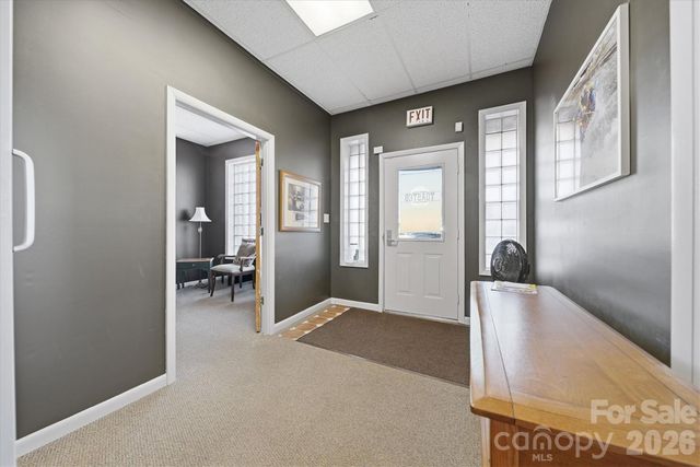 729 1st Avenue SW, Hickory, NC 28602