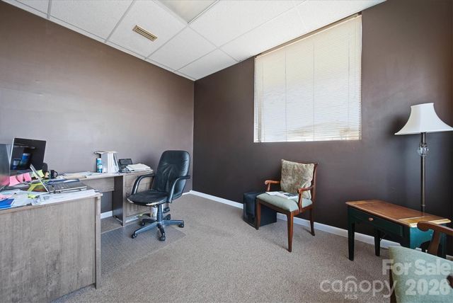 729 1st Avenue SW, Hickory, NC 28602