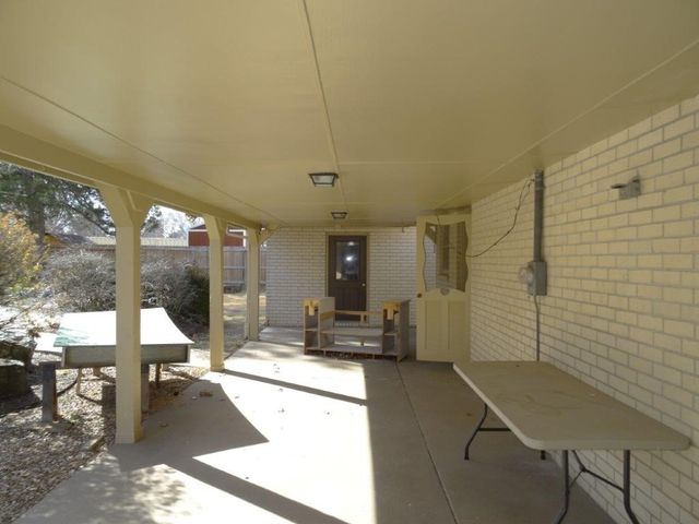 1122 W Cypress Street, Rogers, AR 72756