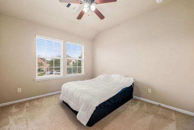 407 Whitney Oaks Lane, Stafford, TX 77477