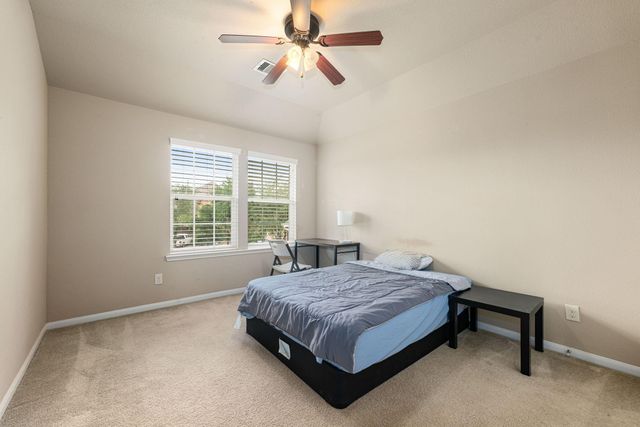 407 Whitney Oaks Lane, Stafford, TX 77477