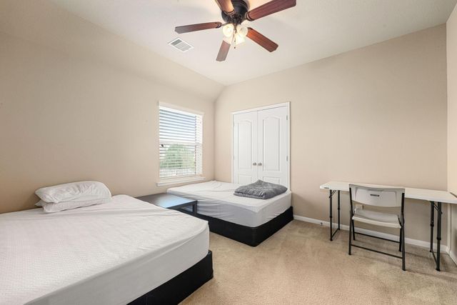 407 Whitney Oaks Lane, Stafford, TX 77477