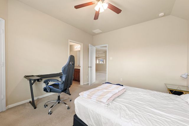 407 Whitney Oaks Lane, Stafford, TX 77477