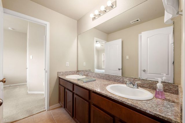 407 Whitney Oaks Lane, Stafford, TX 77477