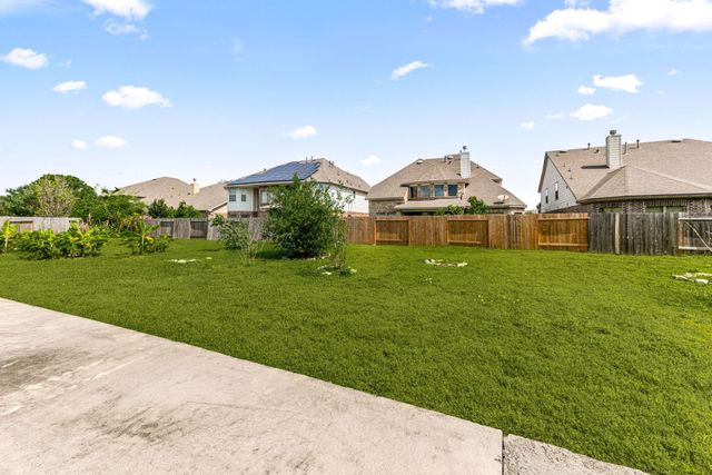 407 Whitney Oaks Lane, Stafford, TX 77477