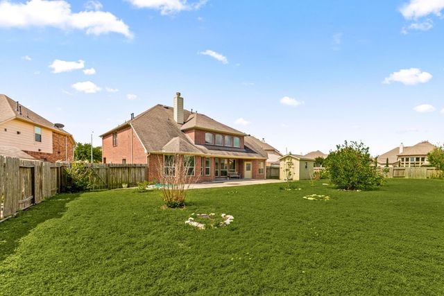 407 Whitney Oaks Lane, Stafford, TX 77477