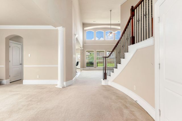407 Whitney Oaks Lane, Stafford, TX 77477