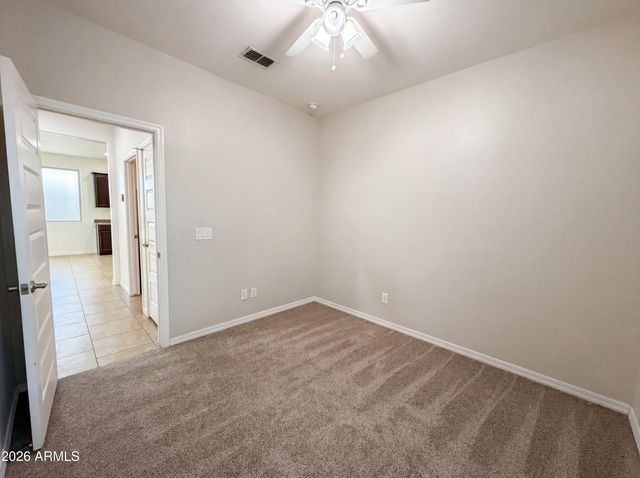 112 E BERNIE Lane, Gilbert, AZ 85295