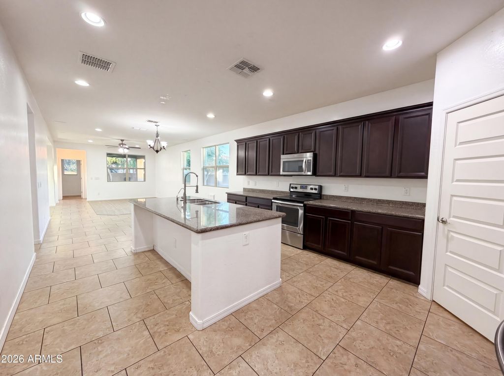 112 E BERNIE Lane, Gilbert, AZ 85295 — photo 2