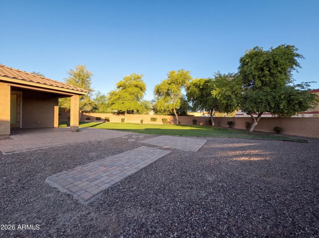 112 E BERNIE Lane, Gilbert, AZ 85295 — photo 5
