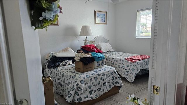 229 SE 3rd TER, Cape Coral, FL 33990