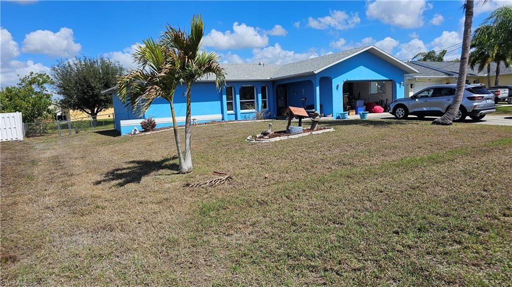 229 SE 3rd TER, Cape Coral, FL 33990