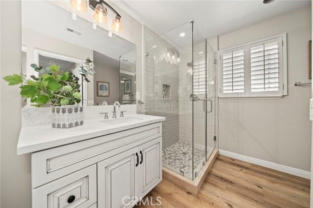 5 Pinewood, Laguna Hills, CA 92679