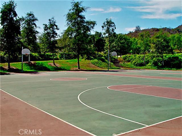 5 Pinewood, Laguna Hills, CA 92679