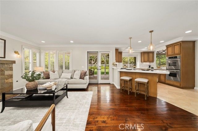 5 Pinewood, Laguna Hills, CA 92679