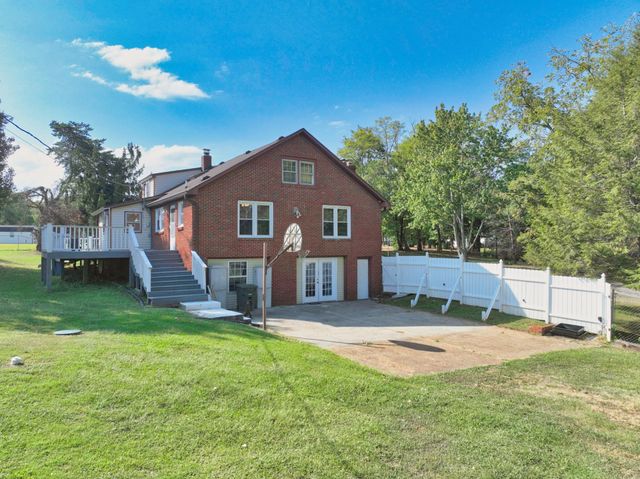 199 TGT Rd, Portland, TN 37148