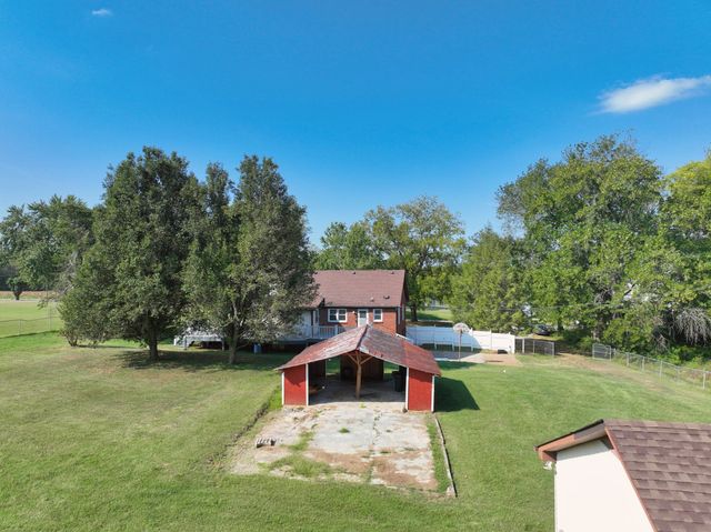 199 TGT Rd, Portland, TN 37148