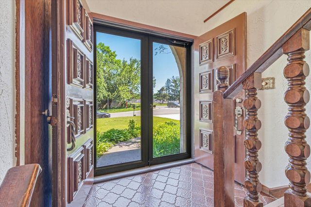 316 Colleen Avenue, Shoreview, MN 55126