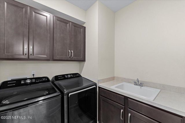 9737 INVENTION Lane, Jacksonville, FL 32256