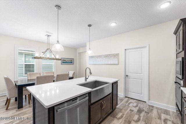 9737 INVENTION Lane, Jacksonville, FL 32256