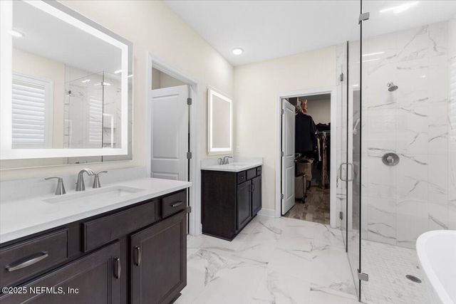 9737 INVENTION Lane, Jacksonville, FL 32256