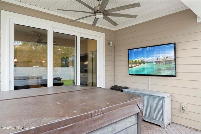 9737 INVENTION Lane, Jacksonville, FL 32256