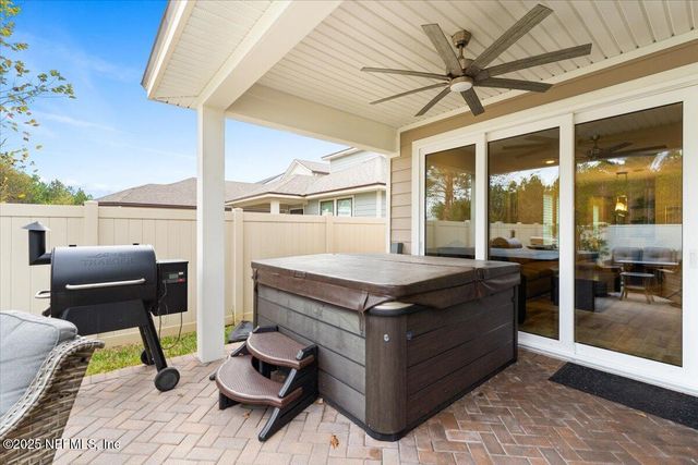 9737 INVENTION Lane, Jacksonville, FL 32256