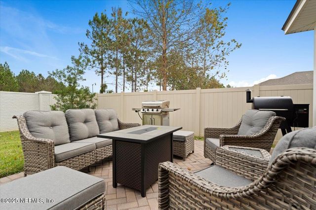 9737 INVENTION Lane, Jacksonville, FL 32256