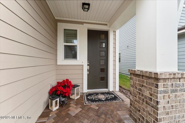 9737 INVENTION Lane, Jacksonville, FL 32256