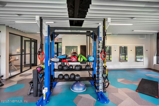 9737 INVENTION Lane, Jacksonville, FL 32256