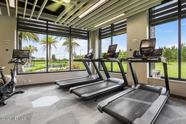 9737 INVENTION Lane, Jacksonville, FL 32256