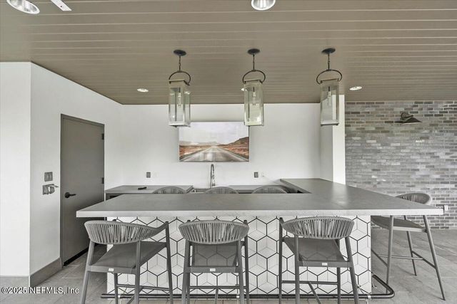 9737 INVENTION Lane, Jacksonville, FL 32256