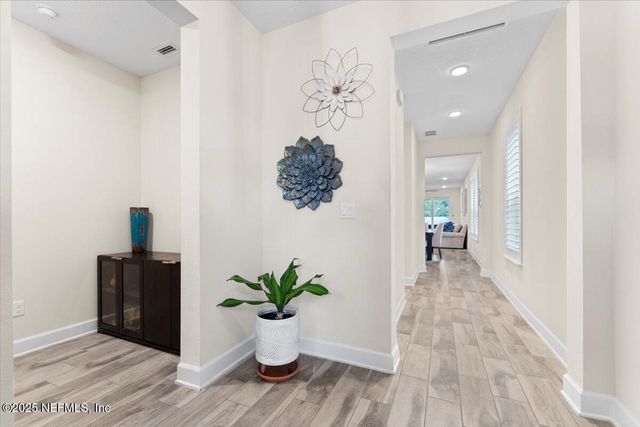 9737 INVENTION Lane, Jacksonville, FL 32256