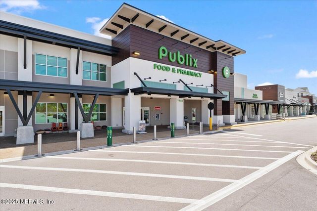 9737 INVENTION Lane, Jacksonville, FL 32256