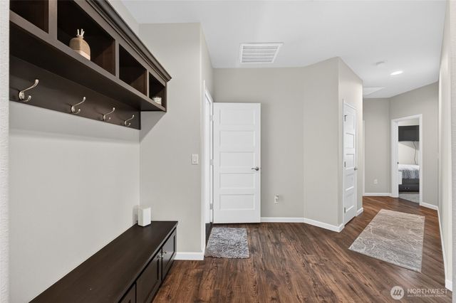 4703 Skylark Street NE, Lacey, WA 98516