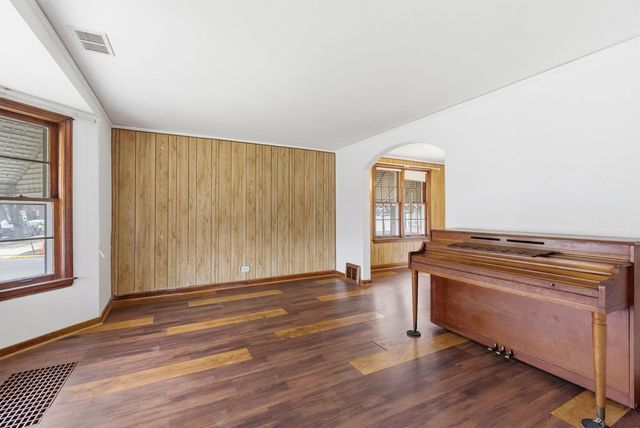 3546 S 56th Court, Cicero, IL 60804