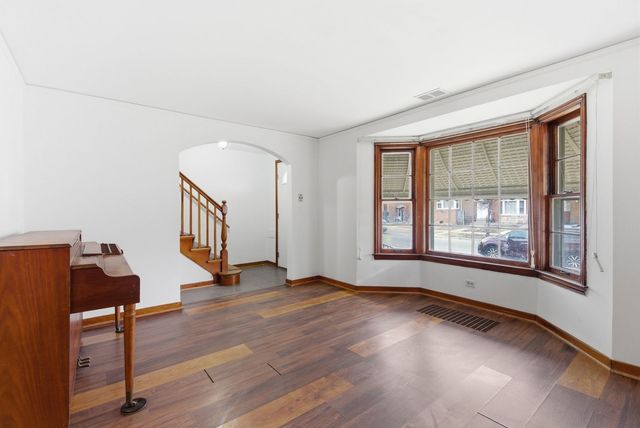 3546 S 56th Court, Cicero, IL 60804