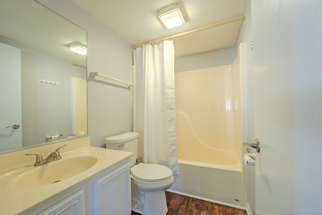 24104 Primrose Circle, Plainfield, IL 60585