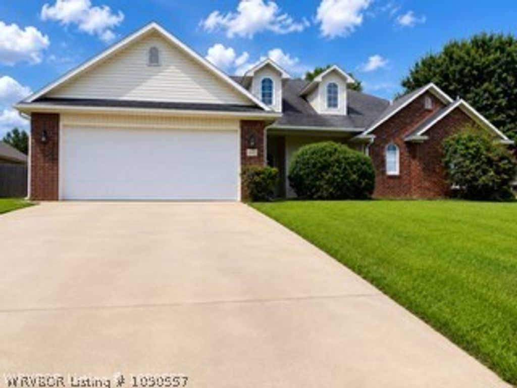 3215 Osprey Drive, Greenwood, AR 72936
