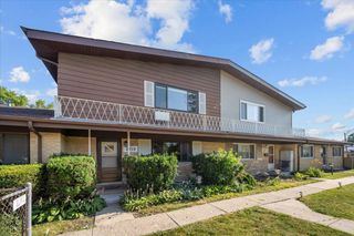 8713 N National Avenue, Niles, IL 60714