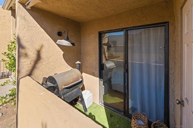 8731 Graves Ave 42, Santee, CA 92071