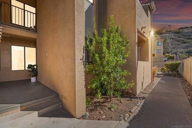 8731 Graves Ave 42, Santee, CA 92071