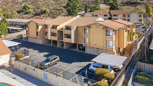 8731 Graves Ave 42, Santee, CA 92071