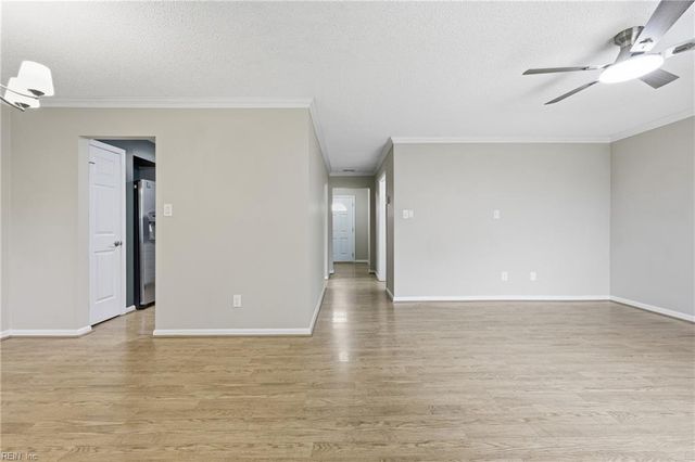 4248 Lindberg PL, Virginia Beach, VA 23453