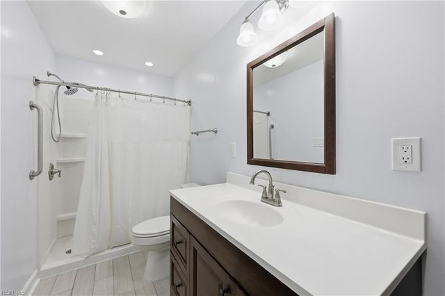 4248 Lindberg PL, Virginia Beach, VA 23453