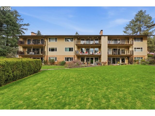 1400 Se Lava Dr Bldg A Dr 3, Milwaukie, OR 97222