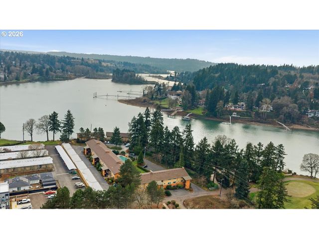 1400 Se Lava Dr Bldg A Dr 3, Milwaukie, OR 97222